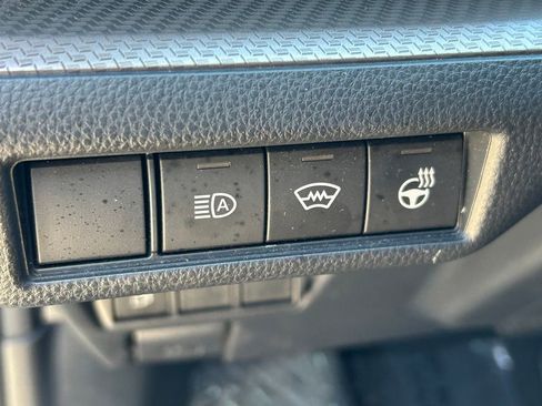 Used 2025 Toyota Prius XLE image 24