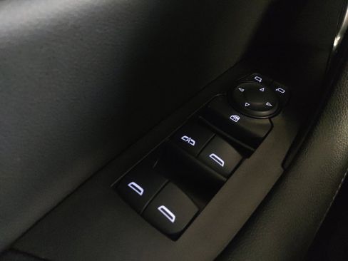 Used 2024 Chevrolet Blazer LT w/ Convenience Package FWD image 27