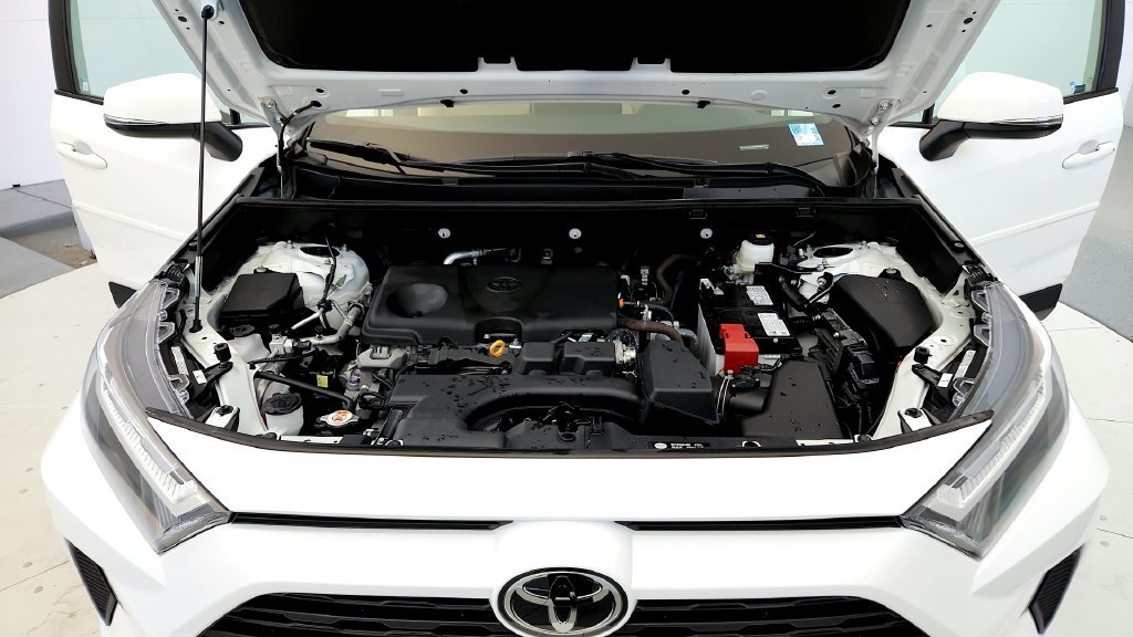 Certified 2024 Toyota RAV4 XLE w/ Convenience Package AWD/4WD image 15