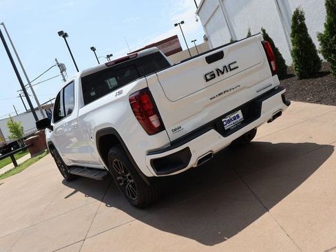 Used 2025 GMC Sierra 1500 Elevation w/ Preferred Package AWD/4WD image 5