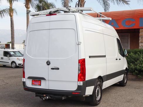 Used 2024 Mercedes-Benz Sprinter 2500 w/ Acoustic Package image 10