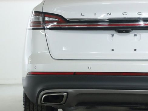 Certified 2023 Lincoln Nautilus Reserve image 44