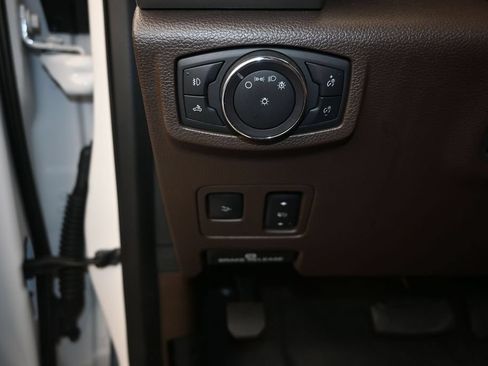 Used 2019 Ford F350 King Ranch w/ King Ranch Ultimate Package AWD/4WD image 12