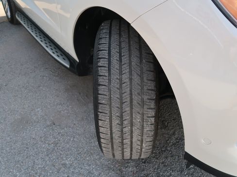 Used 2014 Mercedes-Benz ML 350 4MATIC image 47