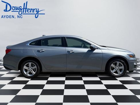 Used 2024 Chevrolet Malibu LT FWD image 6