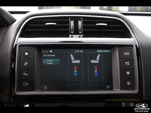 Used 2018 Jaguar F-PACE S image 24