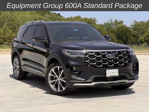 Used 2025 Ford Explorer Platinum w/ Ultimate Package AWD/4WD image 2