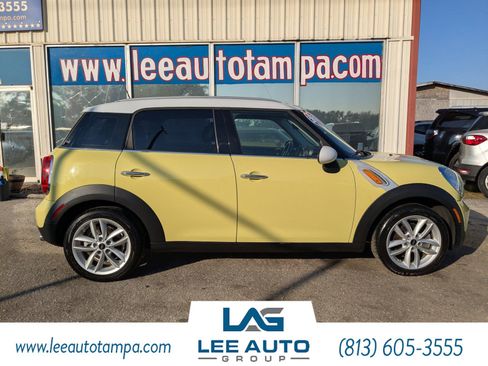 Used 2012 MINI Cooper Countryman image 2