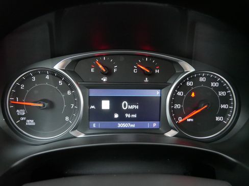 Used 2023 GMC Terrain SLE w/ Driver Convenience Package image 27