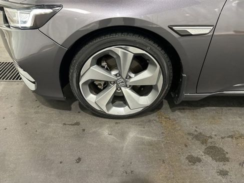 Used 2018 Honda Accord Touring image 8