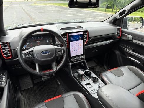 Certified 2025 Ford Ranger Raptor AWD/4WD image 32