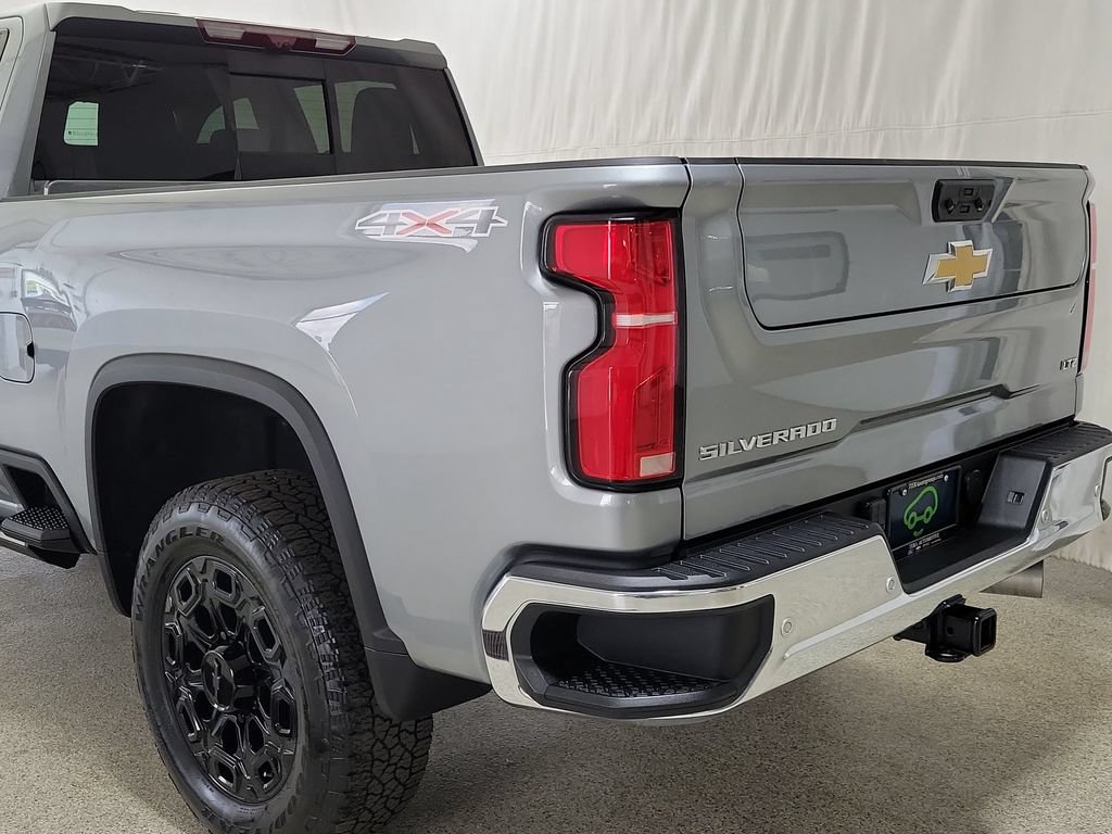 Certified 2024 Chevrolet Silverado 2500 LTZ w/ LTZ Plus Package AWD/4WD image 7