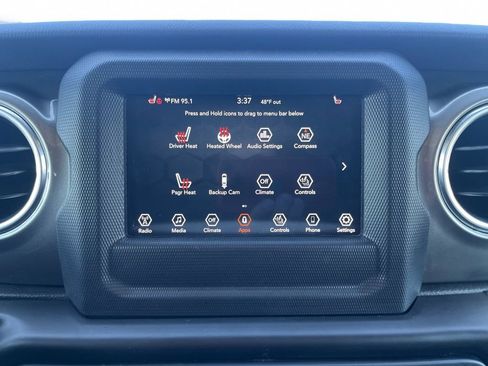 Used 2020 Jeep Wrangler Unlimited Sahara w/ Cold Weather Group image 16