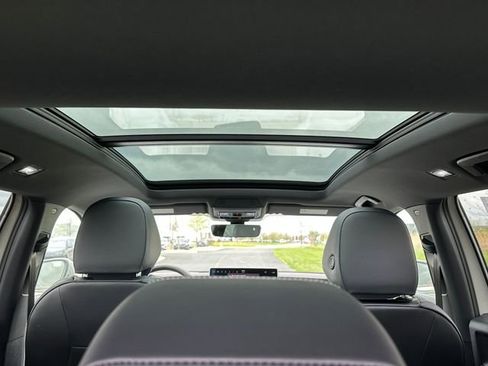 New 2026 Volkswagen Tiguan SEL R-Line AWD/4WD image 14