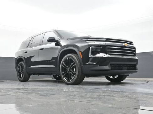 New 2026 Chevrolet Traverse LT w/ LPO, Floor Liner Package FWD image 51