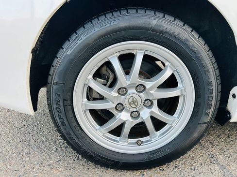 Used 2013 Toyota Prius V Two image 12