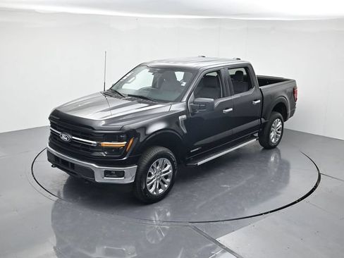 New 2026 Ford F150 XLT w/ XLT Chrome Appearance Package AWD/4WD image 40