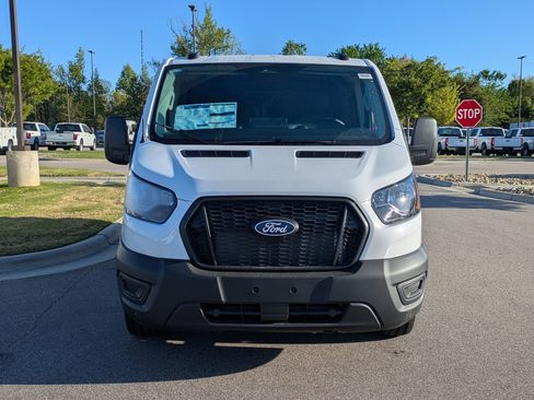 New 2026 Ford Transit 150 Low Roof RWD image 9