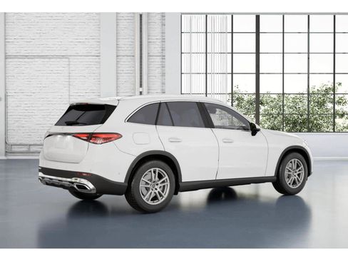 Used 2026 Mercedes-Benz GLC 300 image 19