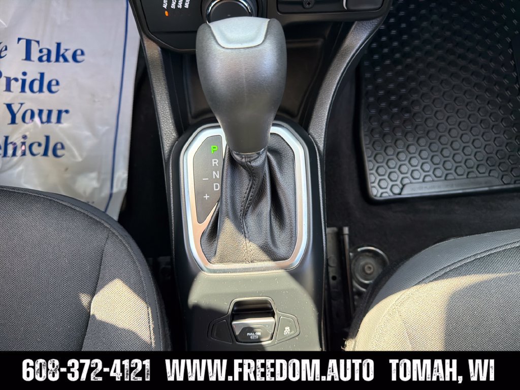 Used 2020 Jeep Renegade Altitude AWD/4WD image 20