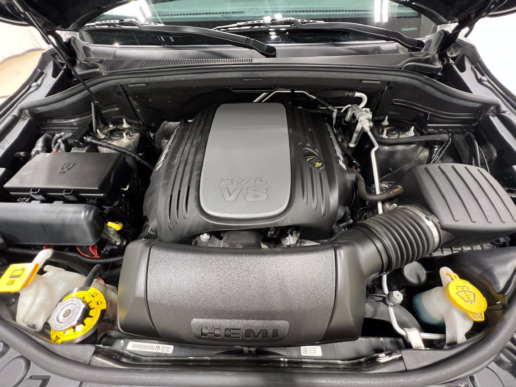 Used 2021 Dodge Durango R/T w/ Tow 'N Go Group AWD/4WD image 31