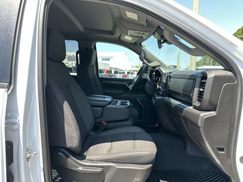 Used 2025 Chevrolet Silverado 2500 LT w/ Convenience Package AWD/4WD image 27