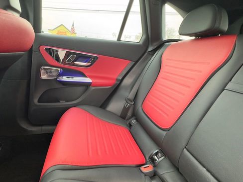 Used 2024 Mercedes-Benz GLC 43 AMG 4MATIC image 17