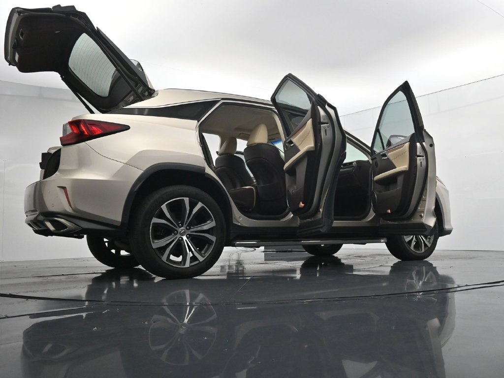 Used 2016 Lexus RX 350 FWD w/ Premium Package image 29