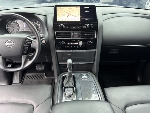 Used 2022 Nissan Armada SV w/ SV Appearance Package image 25