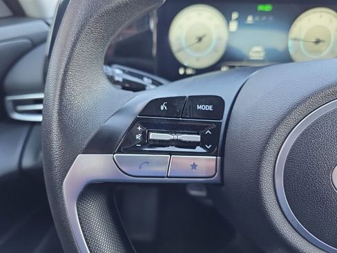 Used 2024 Hyundai Elantra SEL image 19