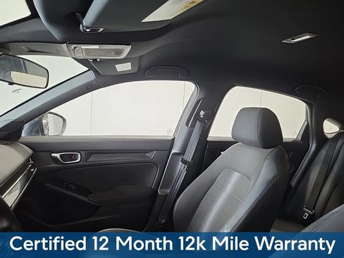 Used 2023 Honda Civic Sport image 2