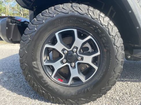 Used 2021 Jeep Wrangler Unlimited Rubicon image 26