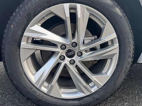 Used 2024 Audi Q7 3.0T Premium Plus image 12