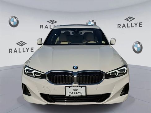 Certified 2025 BMW 330i xDrive 330i xDrive w/ Convenience Package image 2