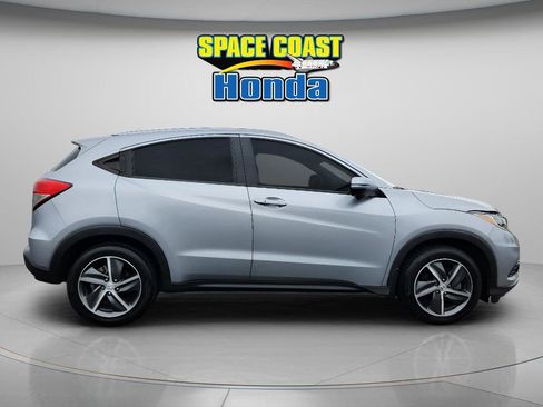 Used 2022 Honda HR-V EX image 2