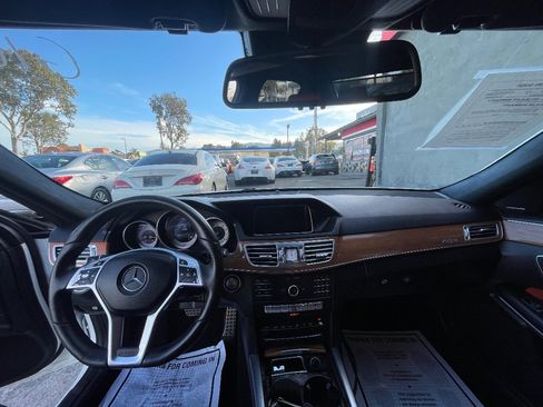 Used 2016 Mercedes-Benz E 350 Sport image 10