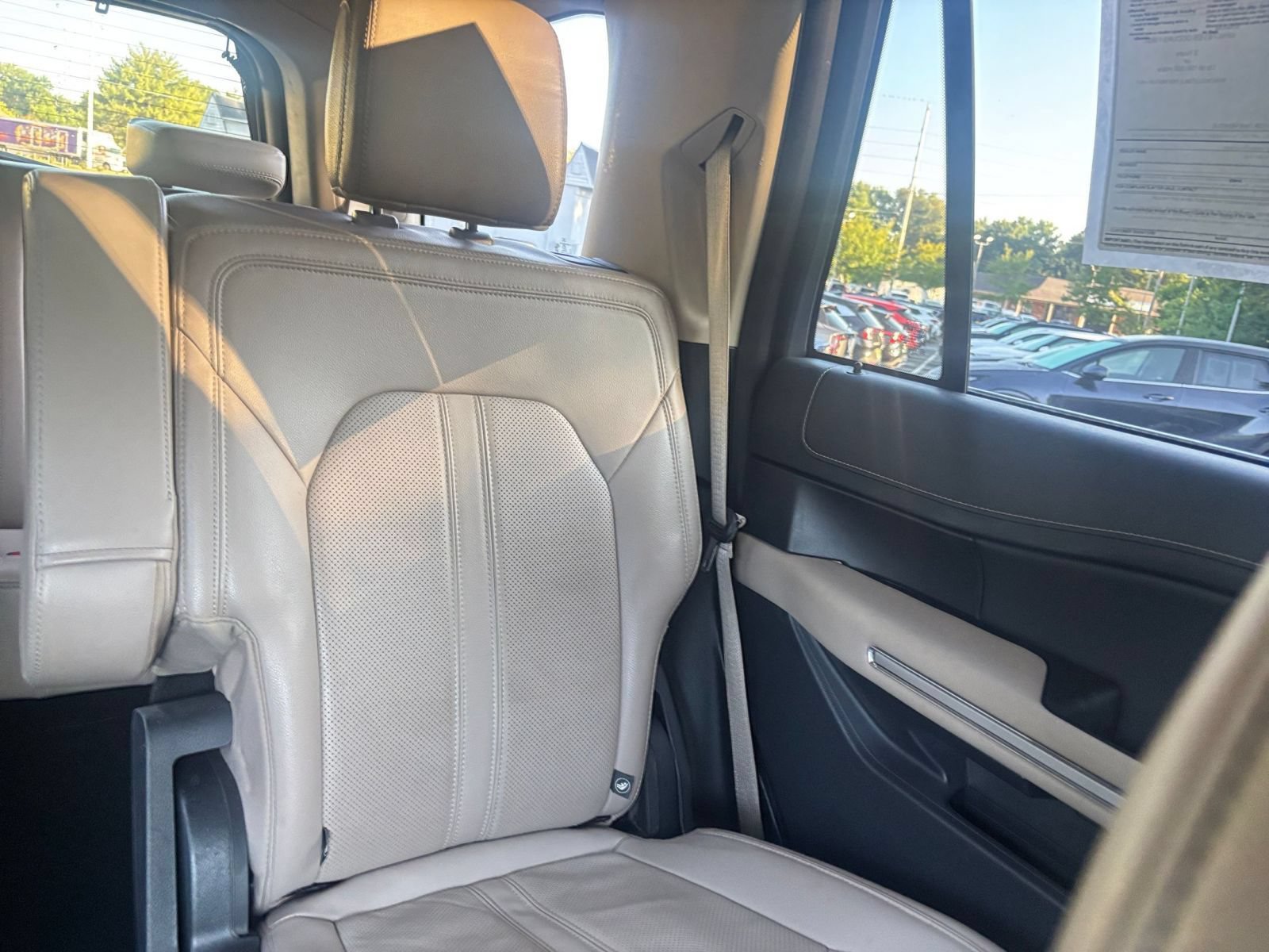 Used 2024 Ford Expedition Limited RWD image 41