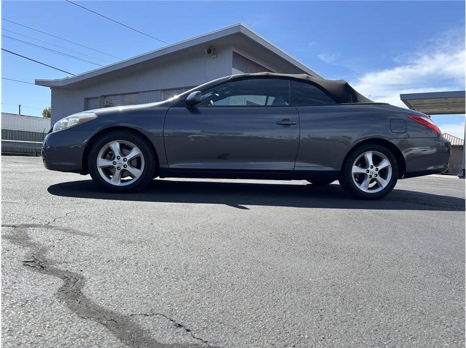 Used 2008 Toyota Solara SLE FWD image 2