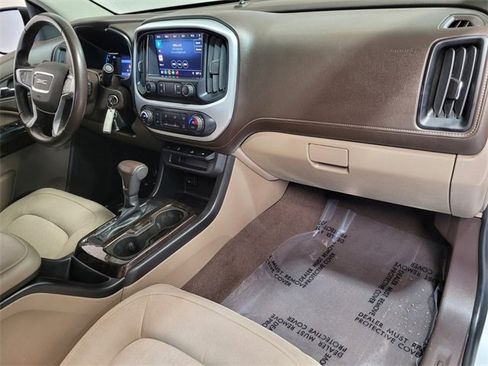 Used 2020 GMC Canyon SLE w/ SLE Convenience Package image 19