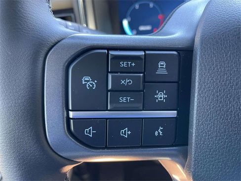 New 2026 Ford F250 Lariat w/ Black Appearance Package image 17