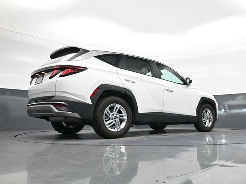 Used 2026 Hyundai Tucson SE FWD image 25