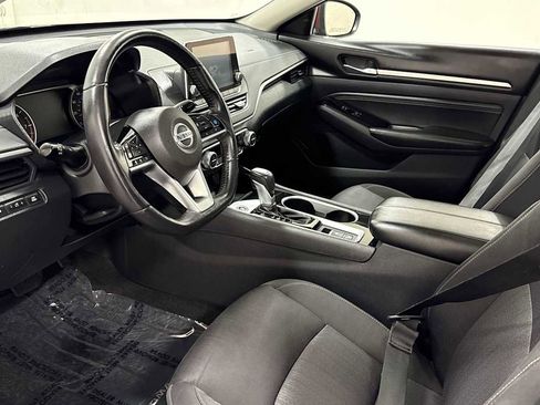 Used 2020 Nissan Altima 2.5 SV image 12