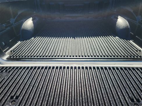 Used 2024 RAM 1500 Laramie image 33