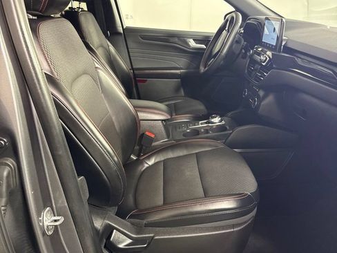 Used 2023 Ford Escape ST-Line AWD/4WD image 16
