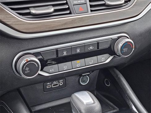 Used 2023 Nissan Altima 2.5 SV image 21