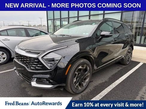 Used 2025 Kia Sportage SX image 3