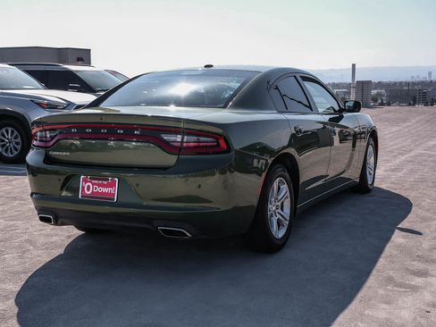 Used 2022 Dodge Charger SXT RWD image 4