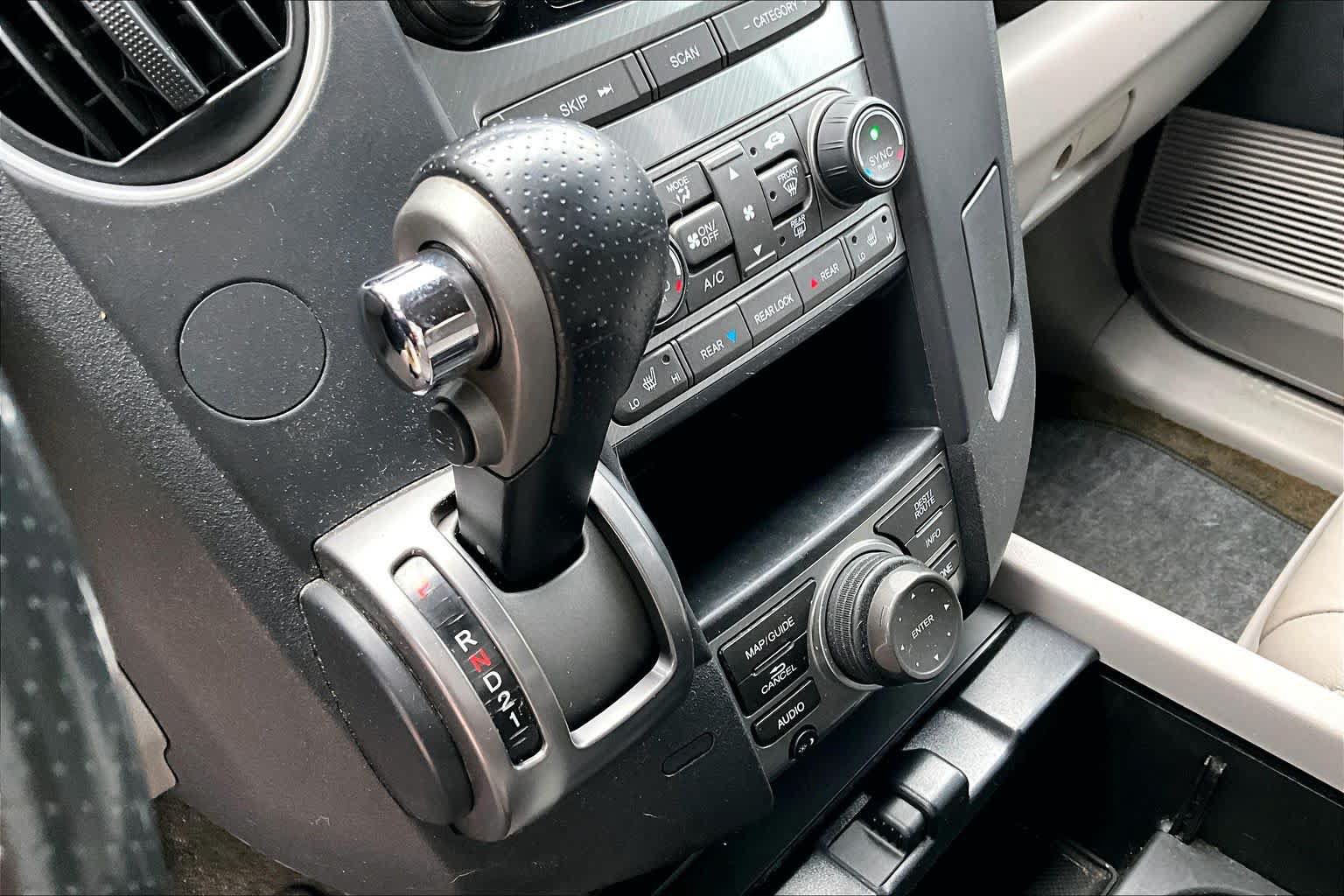 Used 2015 Honda Pilot EX-L image 16
