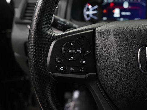 Used 2024 Honda Passport EX-L image 17