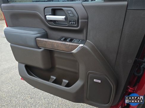 Used 2022 GMC Sierra 2500 Denali w/ Denali Ultimate Package image 25